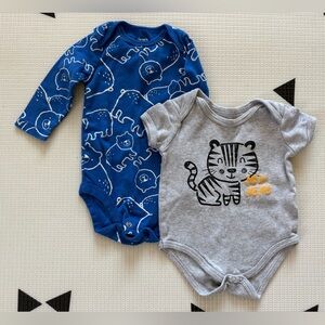 Duck Duck Goose|Baby gender neutral animal print bodysuit onesie bundle•••6M